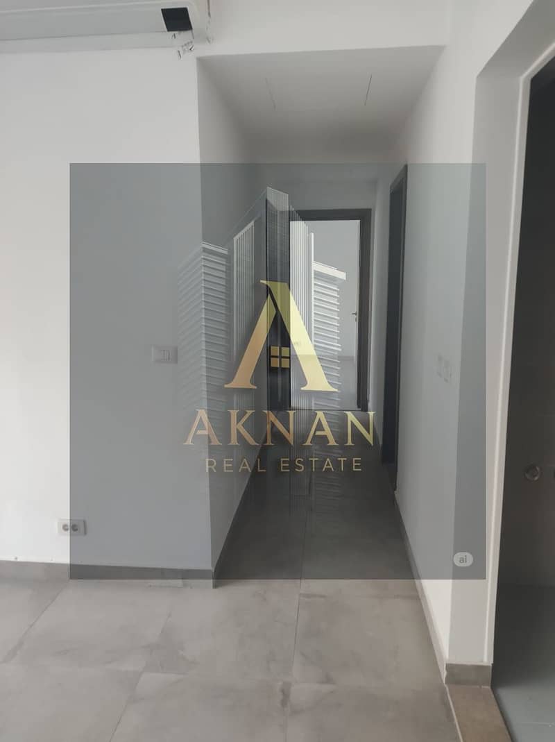 2 WhatsApp Image 2025-10-30 at 10.16. 00. jpeg