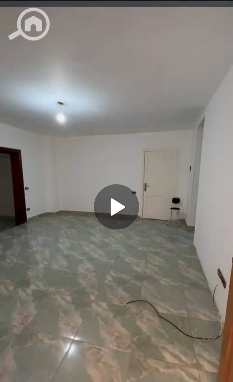 10 843bf5a8-ffc6-40e9-a81b-71ed85a4fb10. jpg