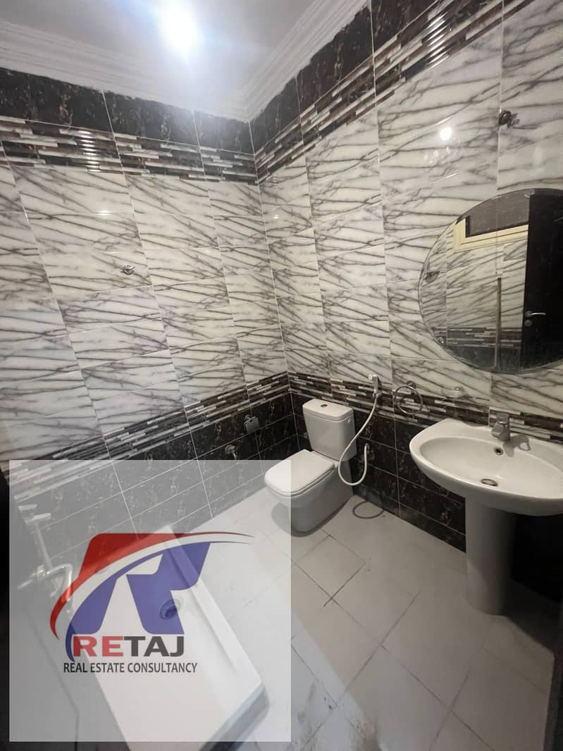 6 WhatsApp Image 2025-11-06 at 6.37. 15 PM. jpeg