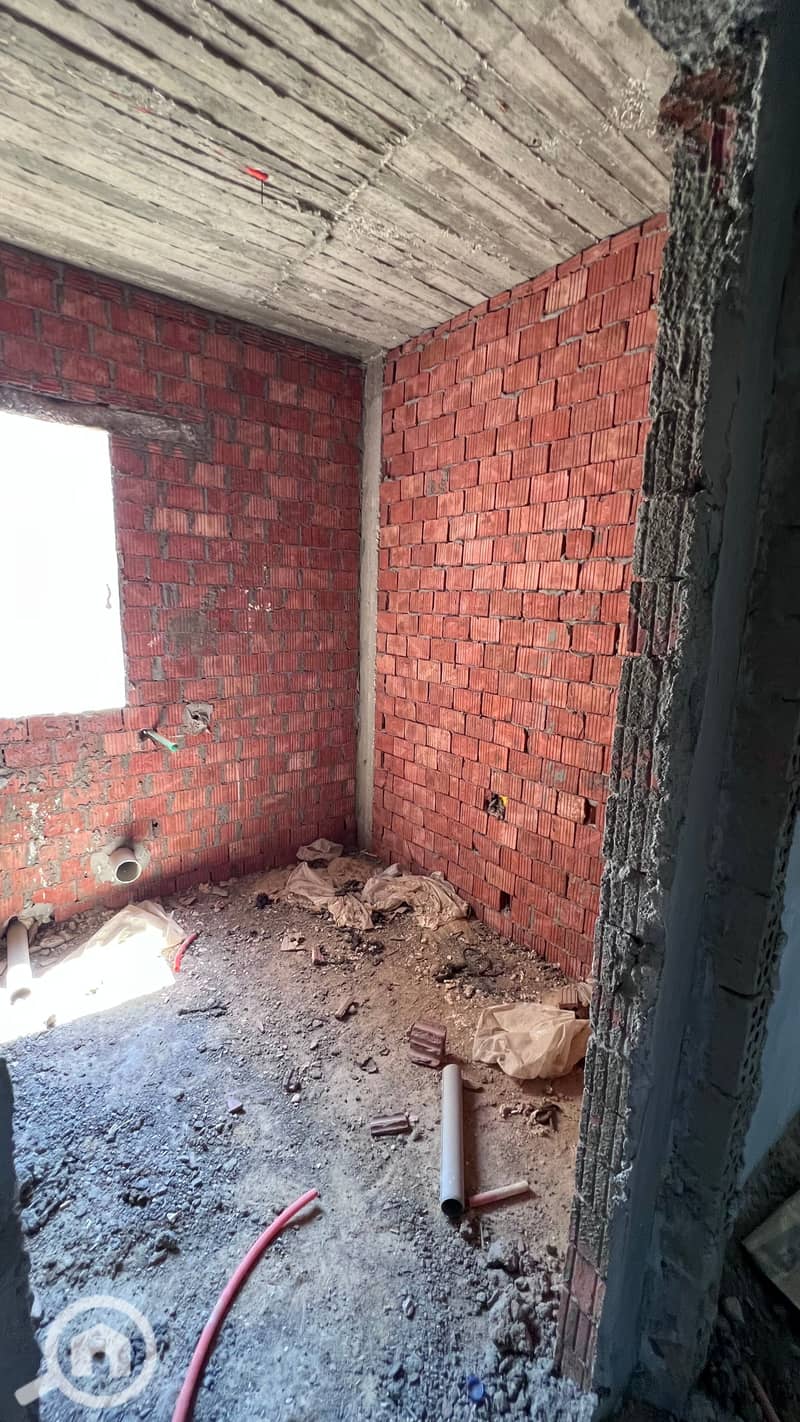 8 tempImageg38P5n. jpg