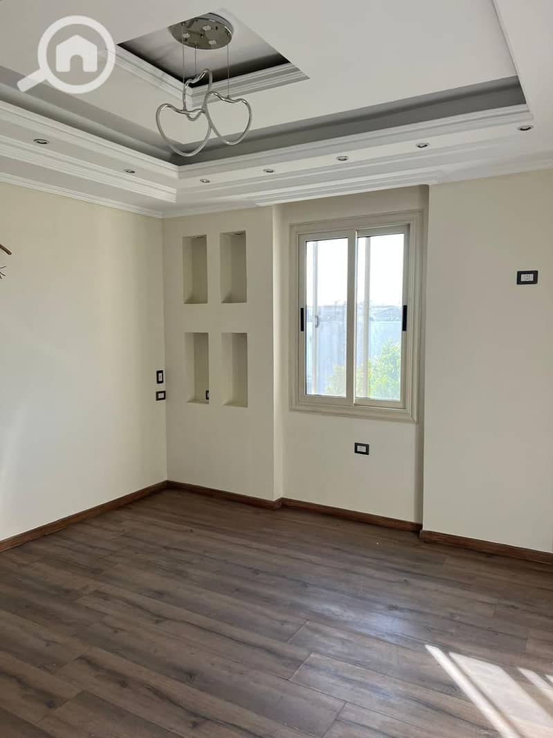 4 WhatsApp Image 2025-11-05 at 7.08. 41 PM. jpeg