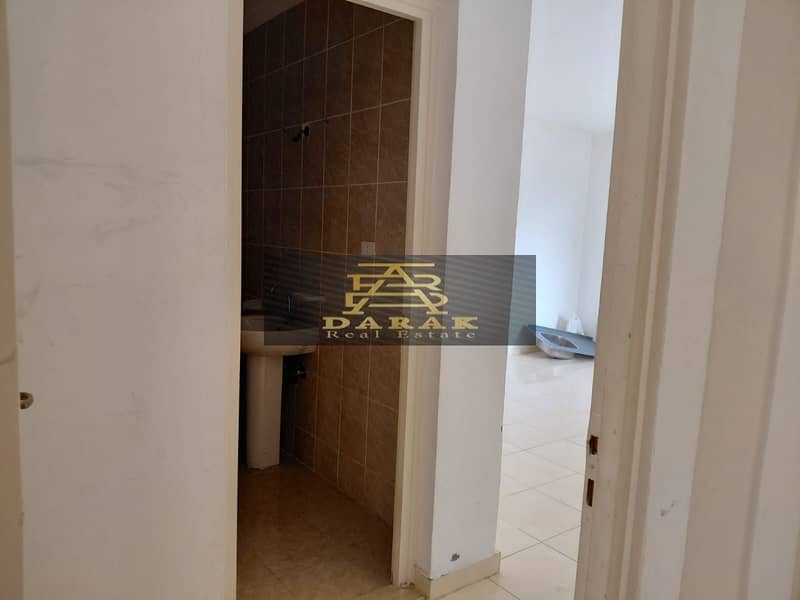 8 ab0fb4f6-ae16-4dfa-8828-788c714c25e3. jpg