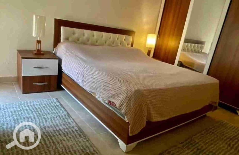 1000158648. jpg 1000158648. jpg