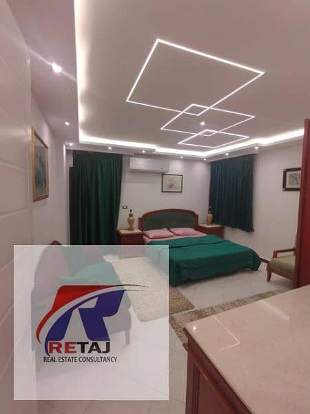 4 8b1e4e12-c6e2-4484-99c3-0dcd69461e00. jpg