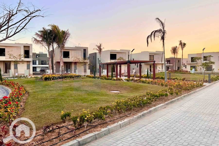 2 WhatsApp Image 2025-10-29 at 1.41. 00 PM (2). jpg