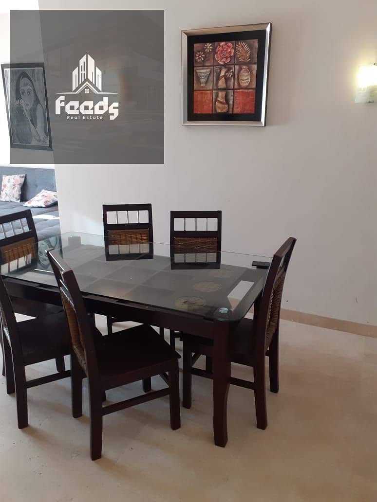 7 9bad9793-2a68-47df-bc91-294140cf35e7. jpg