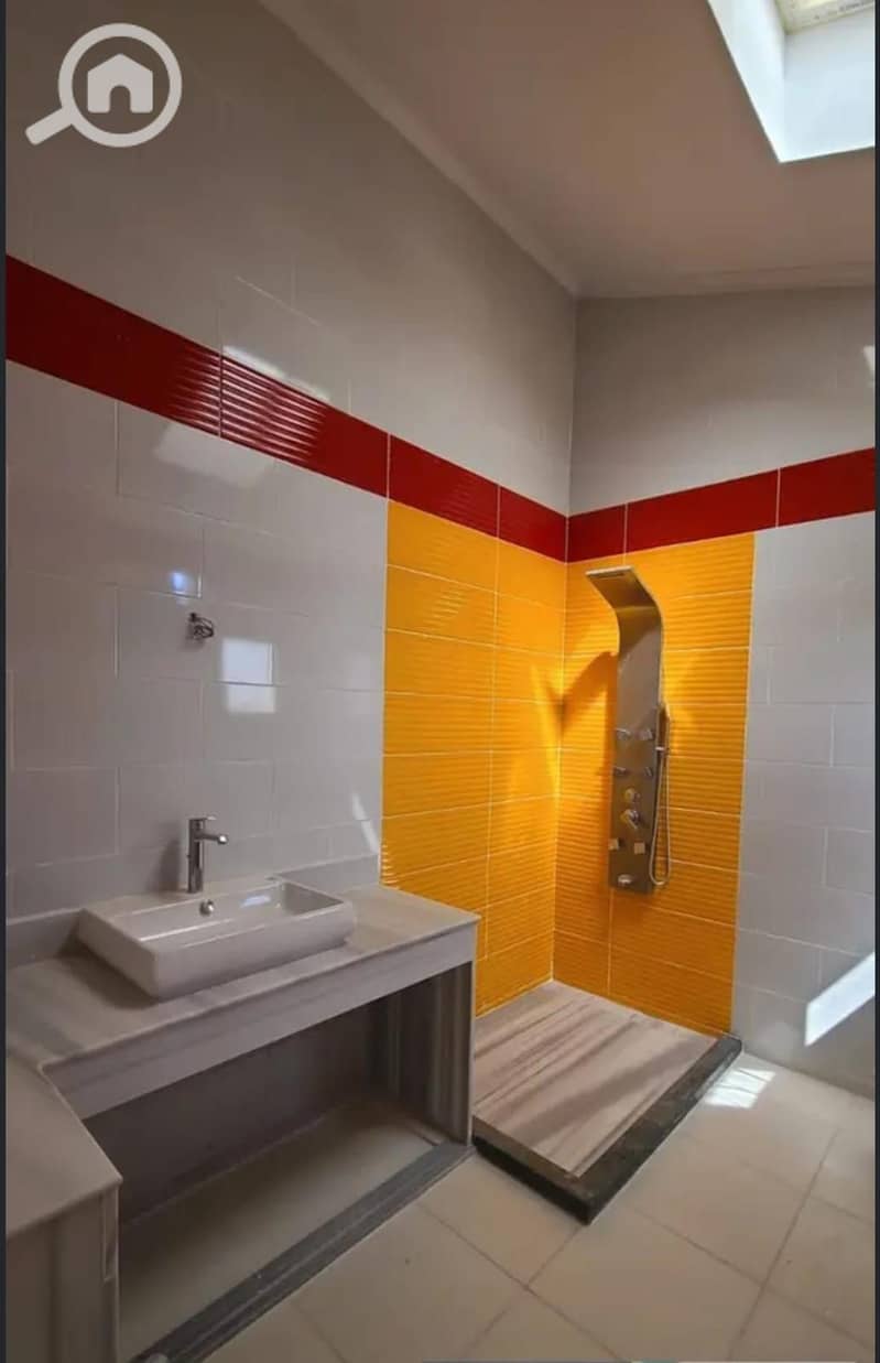 2 WhatsApp Image 2025-11-07 at 10.49. 20_b2c96cd0. jpg