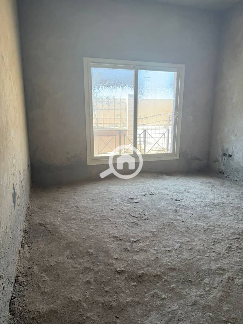 8 WhatsApp Image 2025-08-23 at 4.40. 13 PM. jpeg