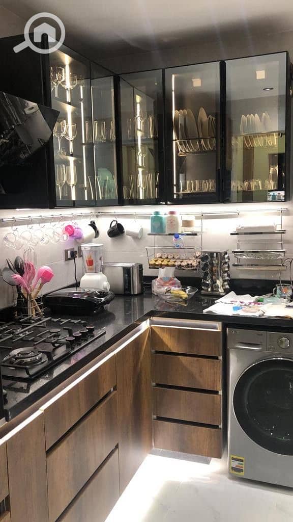 7 37c9ae9c-a0fd-4731-928d-e0222bea6d15. jpeg