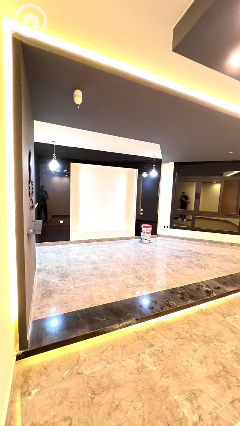 4 tempImagewBqP1Z. jpg