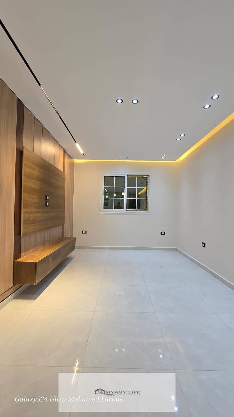 10 WhatsApp Image 2025-11-08 at 11.22. 58 AM (2). jpeg