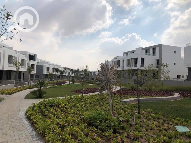 32 WhatsApp Image 2024-08-26 at 12.45. 00_e92b083e - Copy (2). jpg