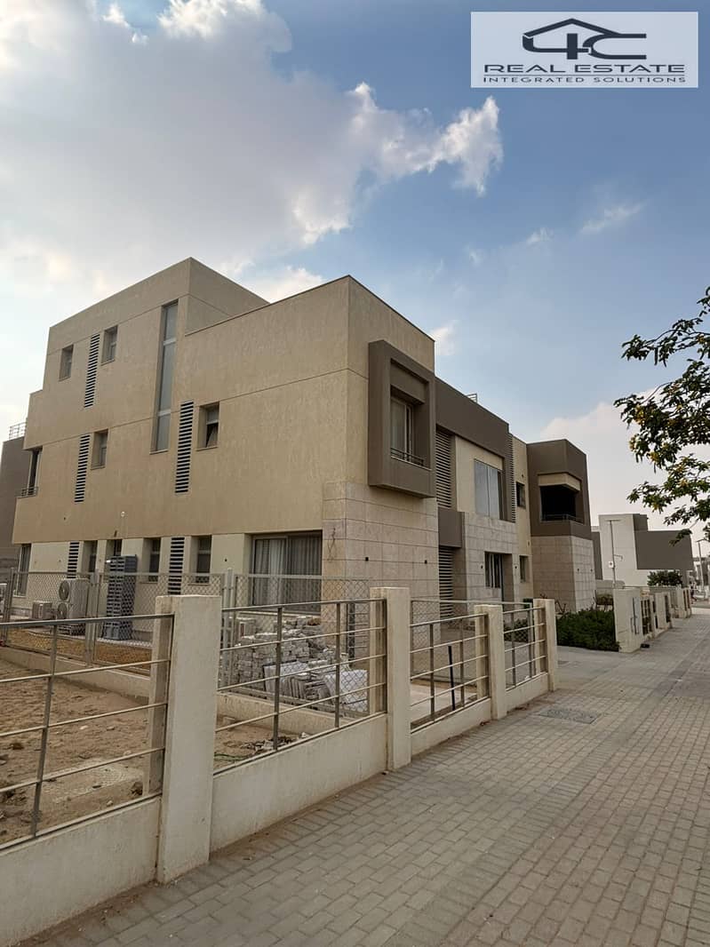 2 WhatsApp Image 2025-11-07 at 11.12. 35 PM. jpeg