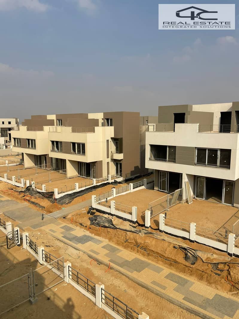 6 WhatsApp Image 2025-11-07 at 11.12. 36 PM (1). jpeg