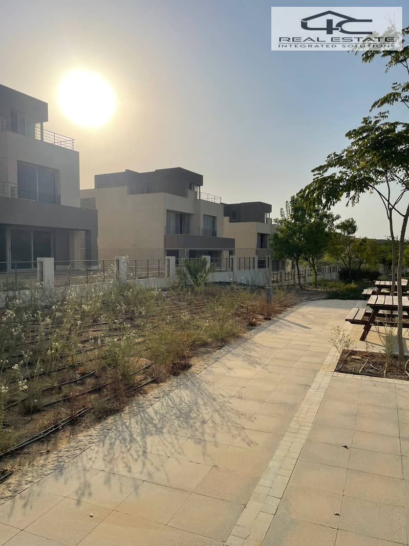 7 WhatsApp Image 2025-11-07 at 11.13. 51 PM (1). jpeg