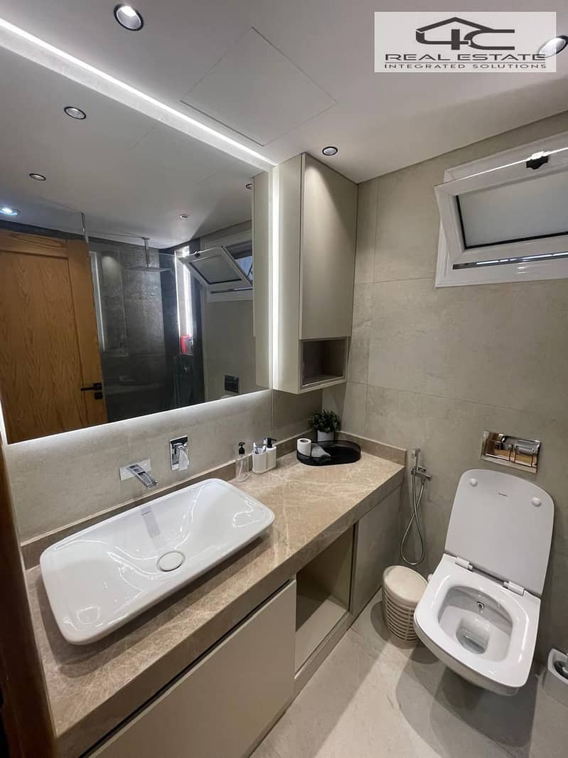 6 WhatsApp Image 2025-11-08 at 3.47. 24 AM (1). jpeg