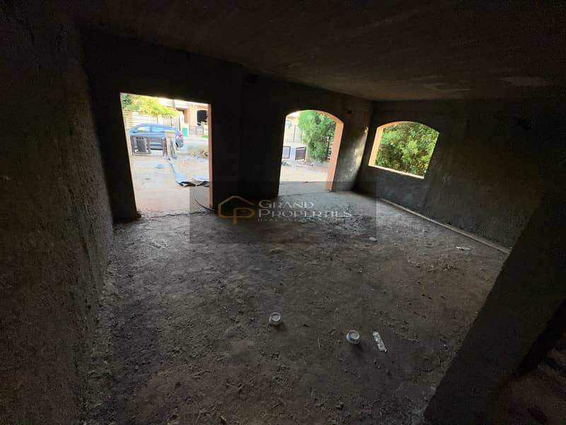 3 bfe0591a-c816-4efd-8ee3-fb535ea5a34e. jpg