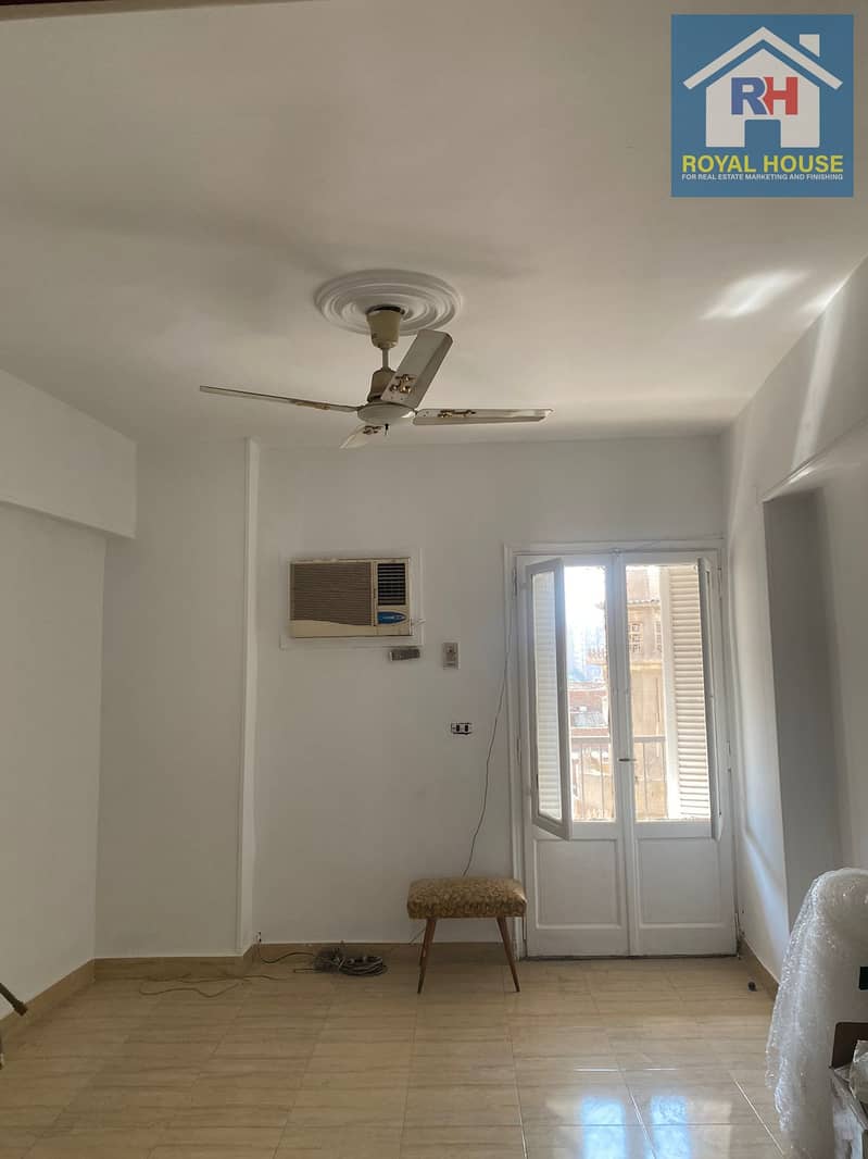 14 d73b8d26-1d61-4d99-93f3-aafdd02498ac. jpeg