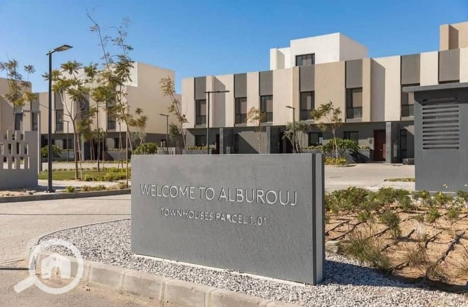 9 559437469_25334383029501525_7737407270077710861_n. jpg