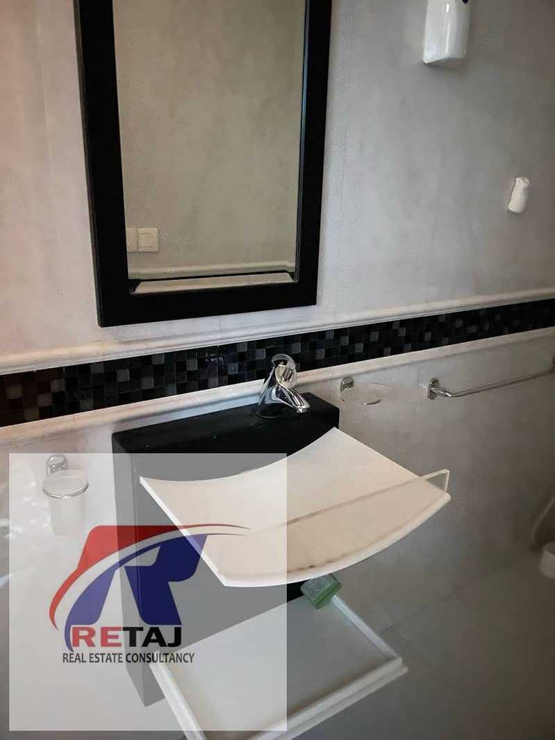 11 WhatsApp Image 2025-11-07 at 7.51. 34 PM. jpeg