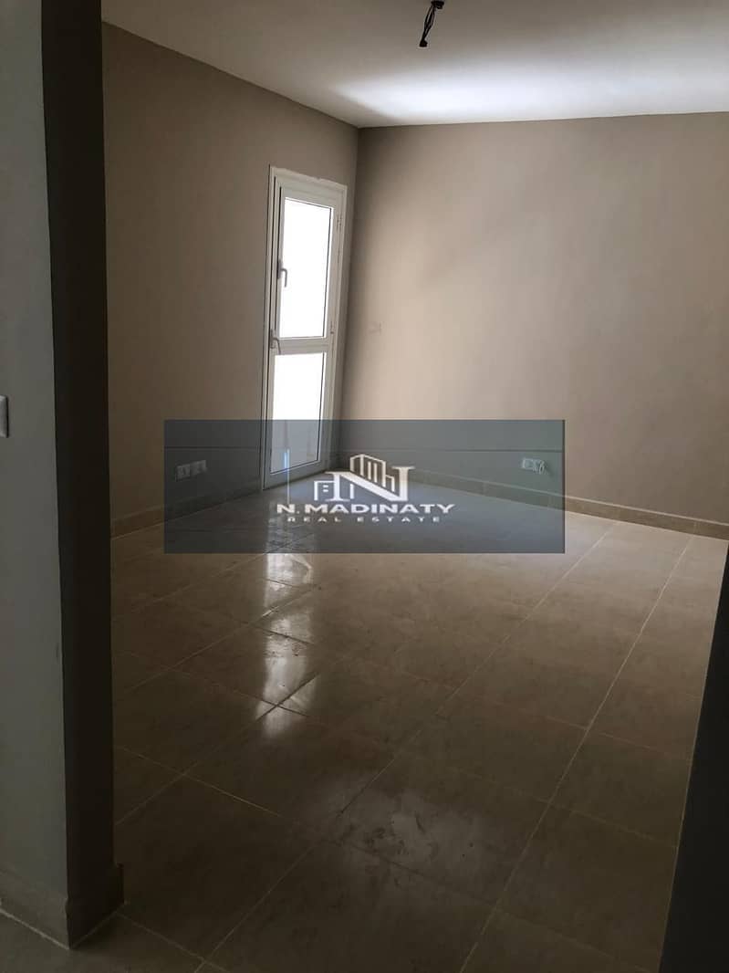 4 0fb1d8cd-7651-4b19-b9c8-68b97e4050a6. jpeg