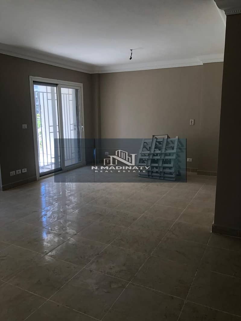 8 53c31872-2e45-4bd1-bf9f-746c852520bd. jpeg