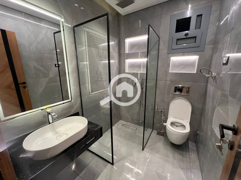 5 110 3,850,000. jpg