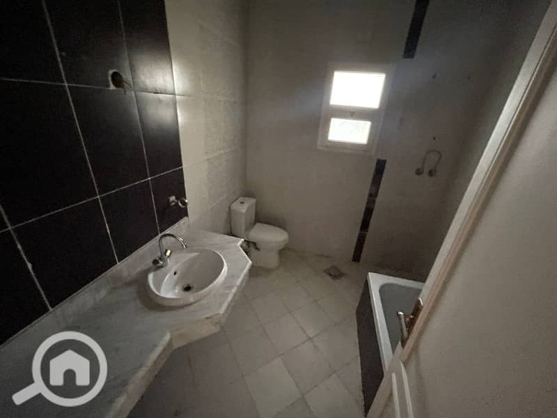 8 476825893_1345710466568183_5612511803082660664_n (1). jpg