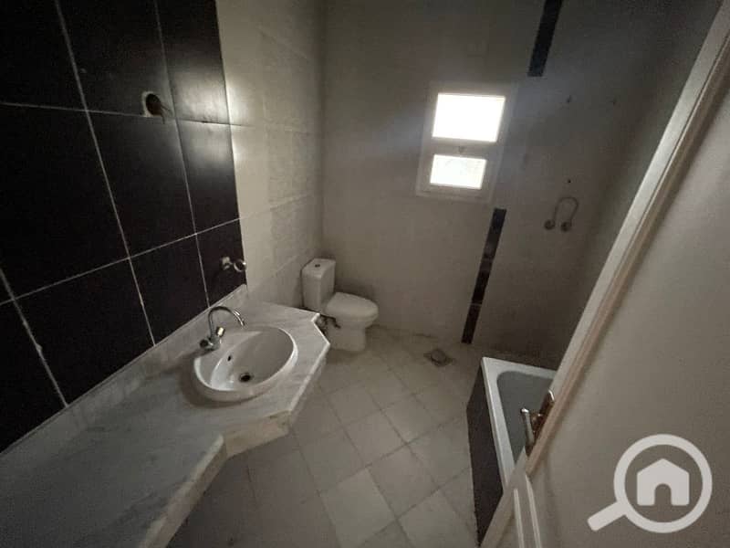 9 476825893_1345710466568183_5612511803082660664_n. jpg