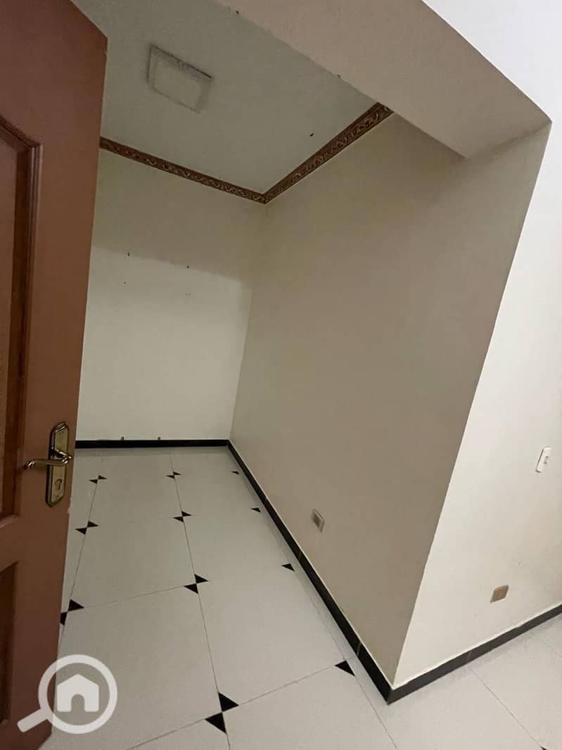 9 WhatsApp Image 2025-11-08 at 12.20. 52_fb0f59d9. jpg