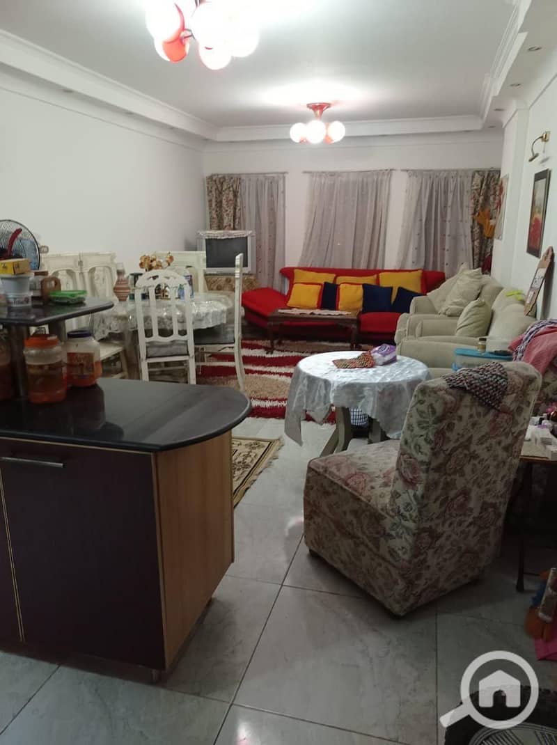 4 9869fa8c-bb1d-4eee-bc3d-d83660fd8821. jpeg