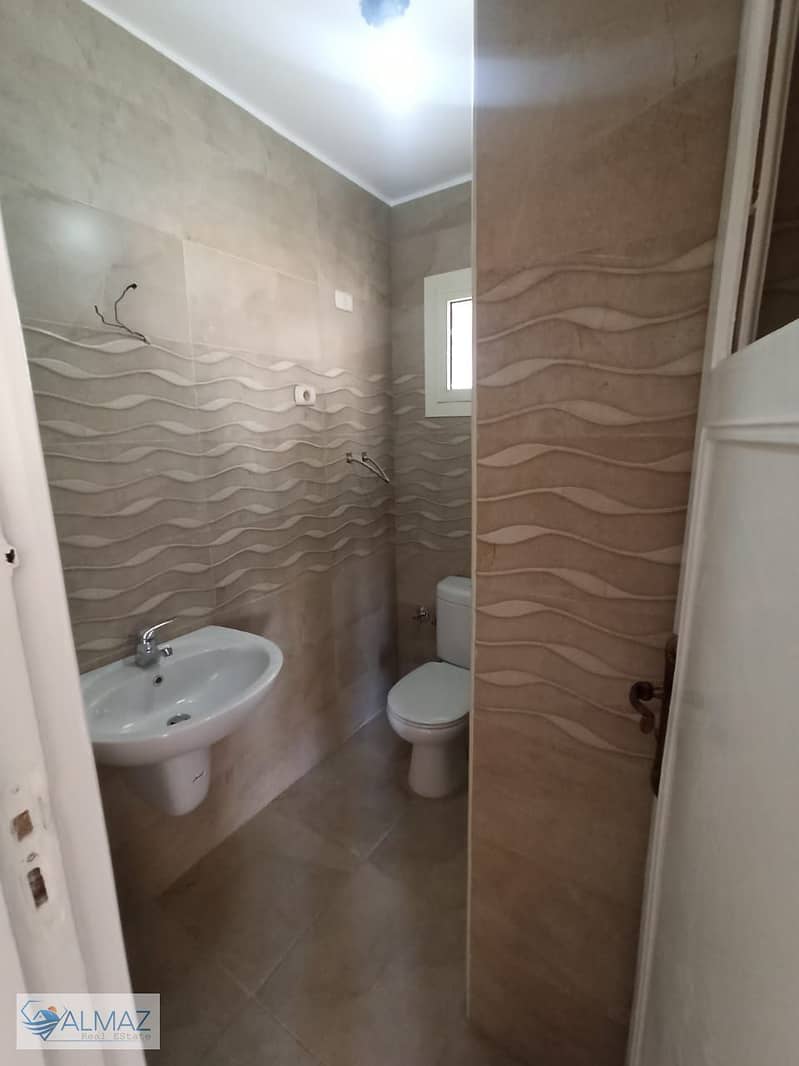 9 WhatsApp Image 2025-11-08 at 12.02. 23 PM (3). jpeg