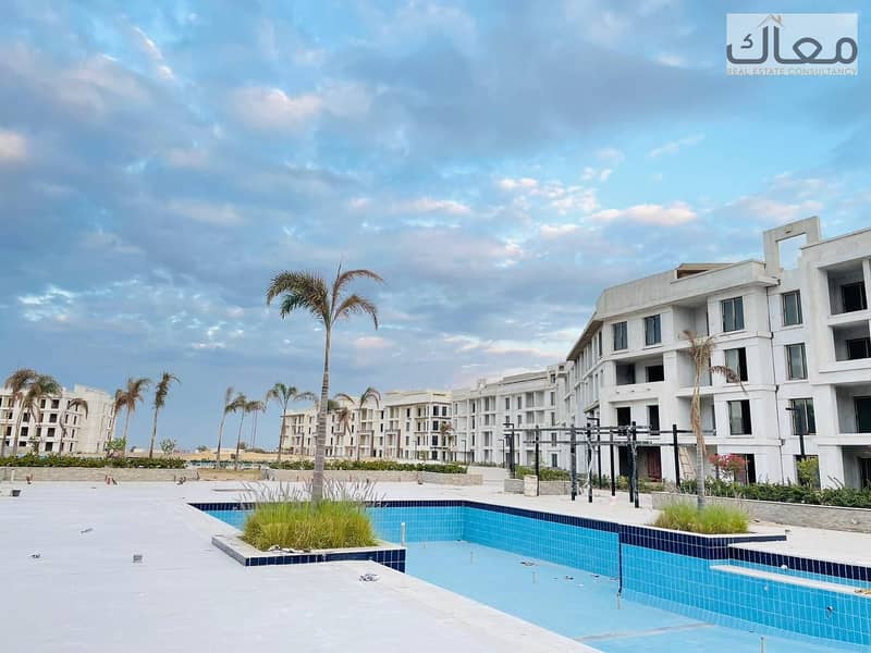 2 c6b9ee42-fad9-4de5-bbfa-b5bf8b0b5bbf. jpeg