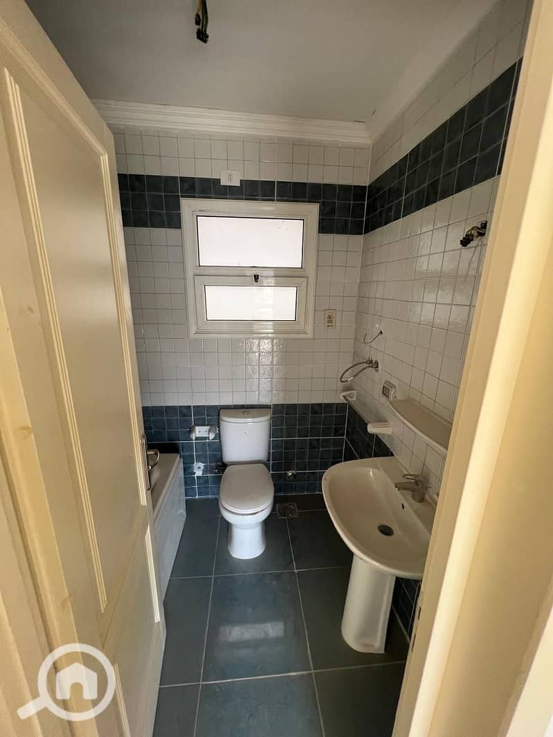 5 WhatsApp Image 2025-11-07 at 5.02. 22 PM. jpeg