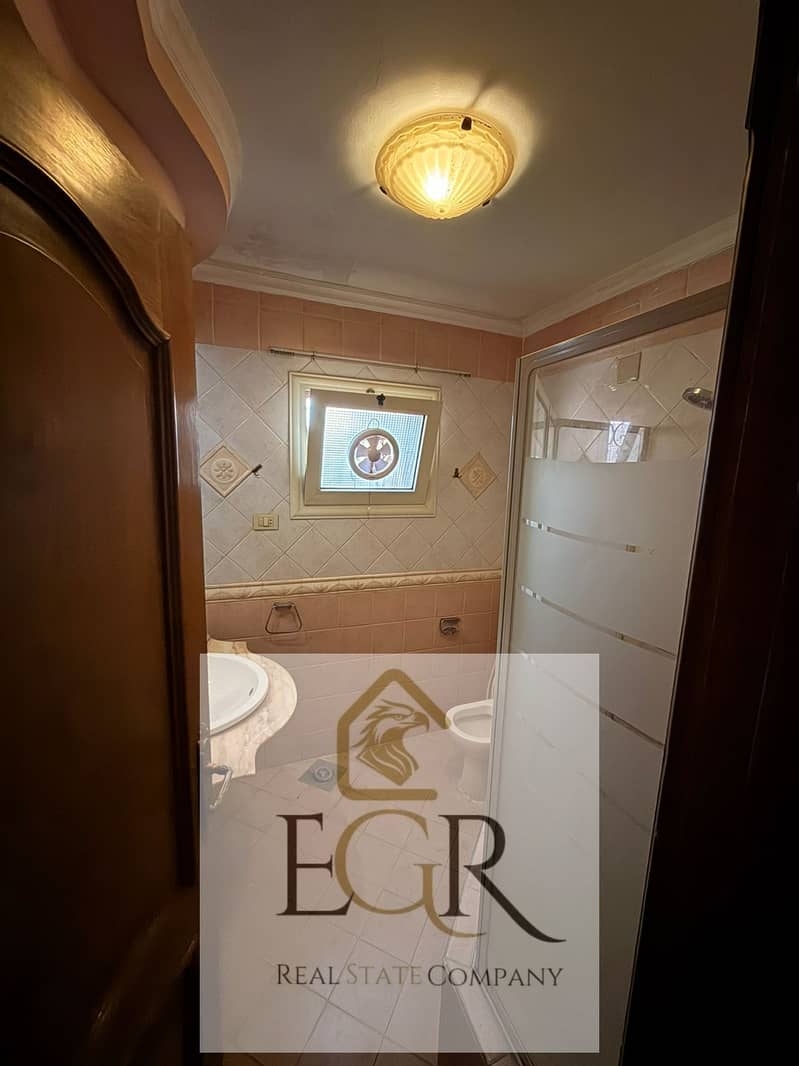 2 0d7df844-5d9a-4578-b4b8-3e265756777b. jpeg