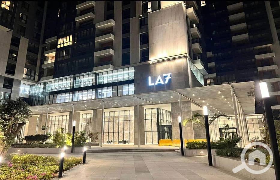 11 460573652_10227121140598565_7679297459580362426_n_1400x900. jpg