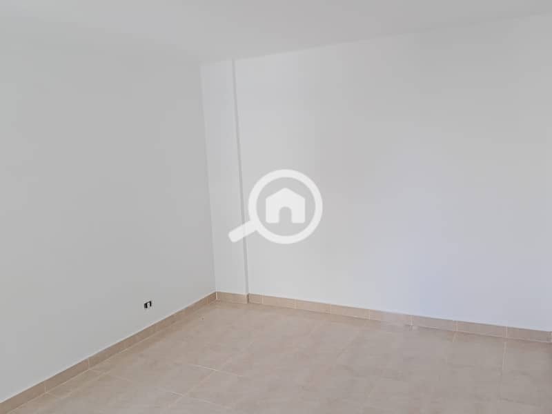 4 WhatsApp Image 2025-11-08 at 1.10. 22 PM (1). jpeg