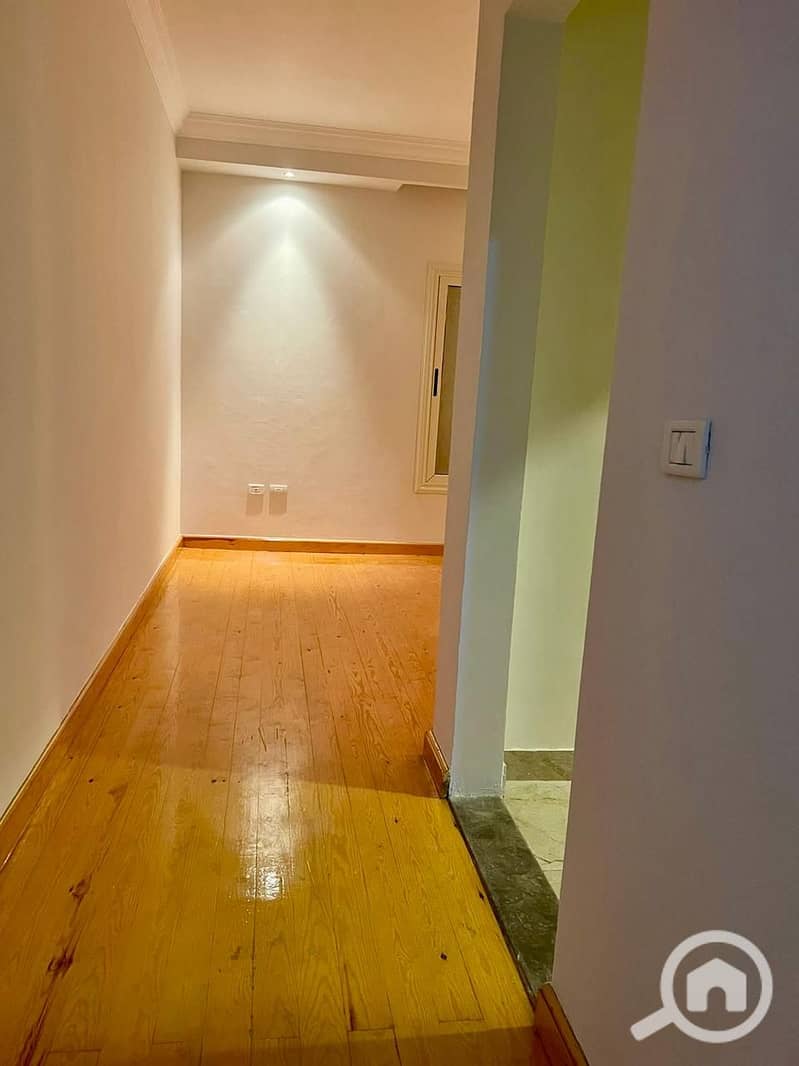 8 WhatsApp Image 2025-11-05 at 1.06. 06 PM (1). jpeg