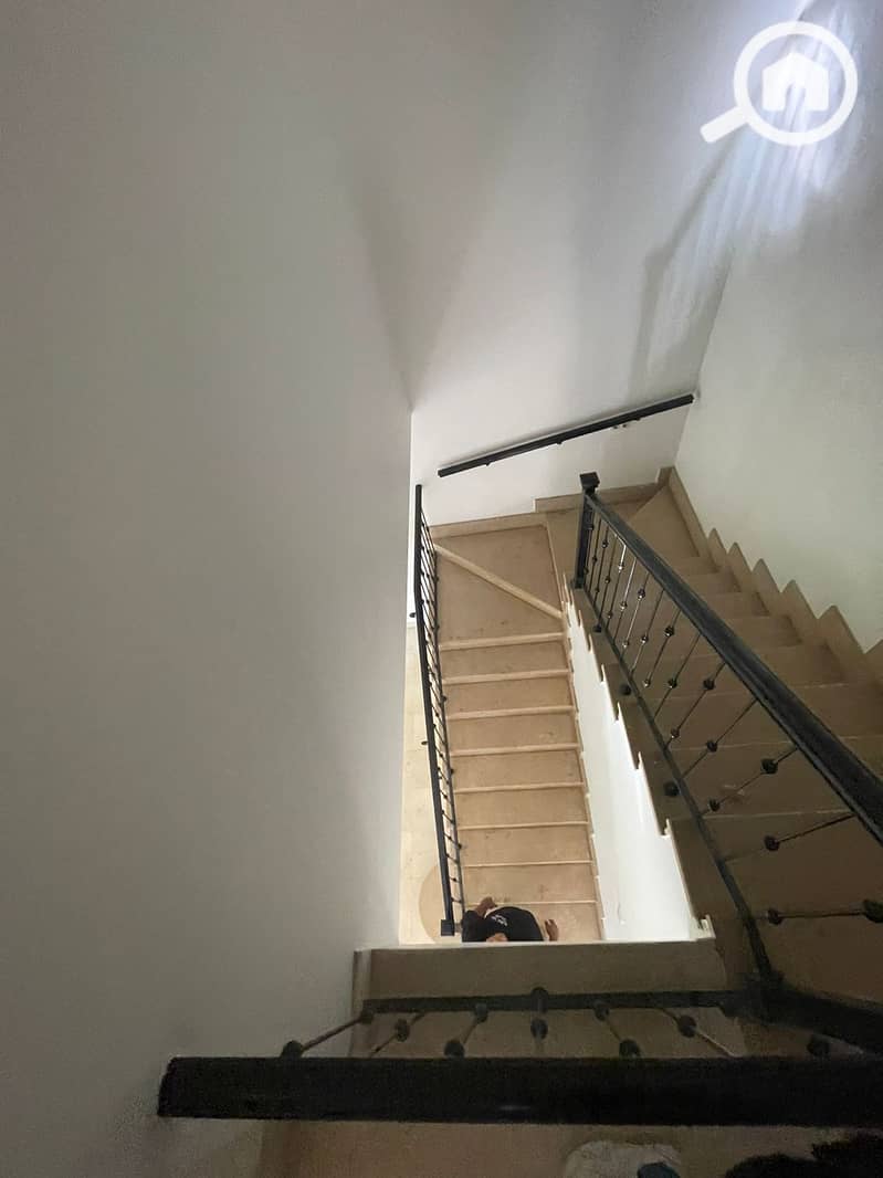 22 WhatsApp Image 2025-11-08 at 1.12. 37 PM (4). jpeg