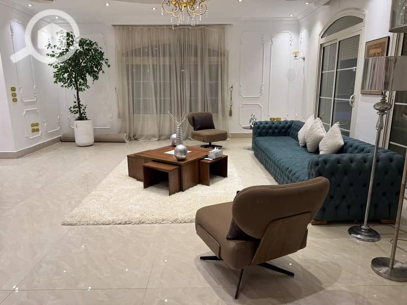 7 5b6cc90b-d988-4285-babd-27205f994f01. jpeg