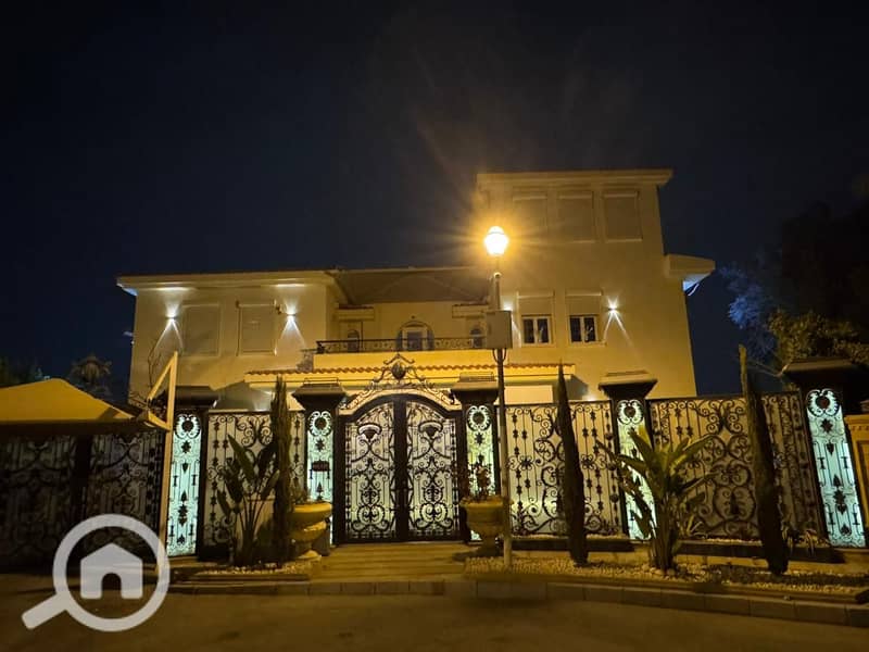 18 4864d2cb-e384-477b-b41e-0e6d1d4f28b6. jpeg