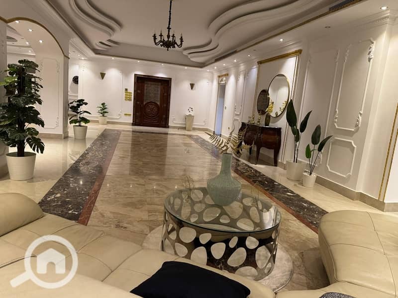 28 dce0213f-f0b8-48ae-99bc-83d64df4bda8. jpeg