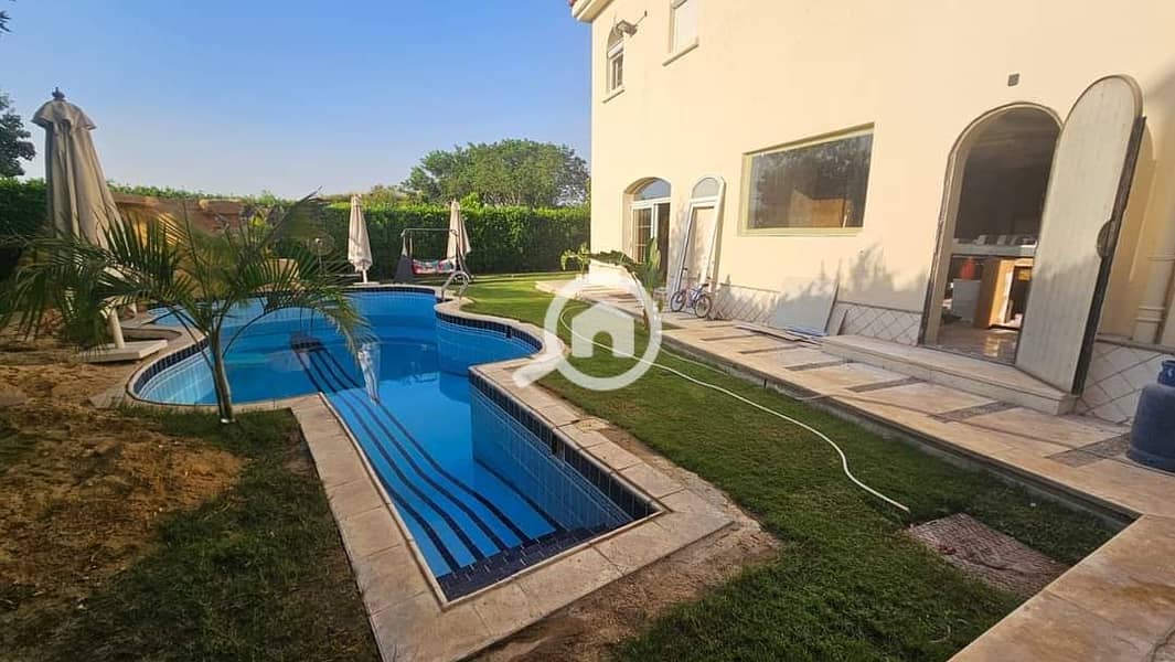 32 f646453b-b190-4c6a-9f83-f047aa5134a1. jpeg