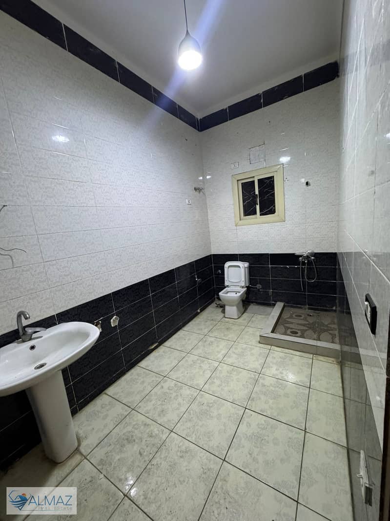 19 WhatsApp Image 2025-11-08 at 12.11. 11 PM (1). jpeg