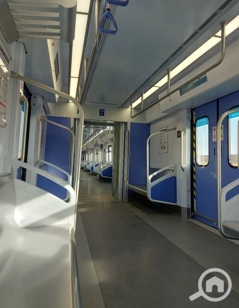 2 WhatsApp Image 2025-11-08 at 13.19. 10_2bcaaefc. jpg