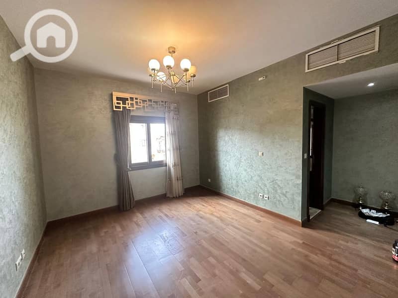 6 WhatsApp Image 2025-11-08 at 1.25. 36 PM (4). jpeg