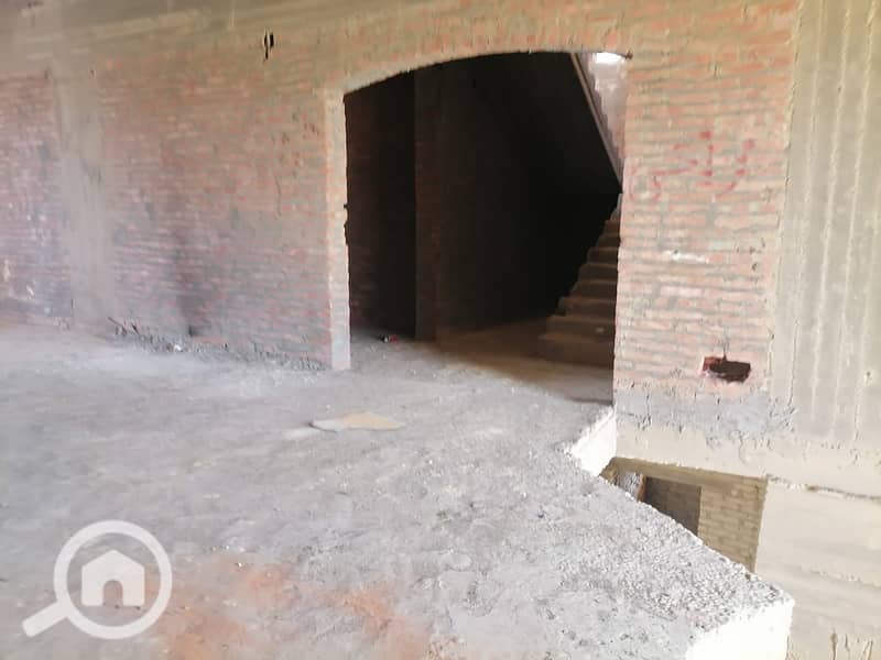 14 128b8e49-22df-46e4-917e-9b549d21cf38. jpg