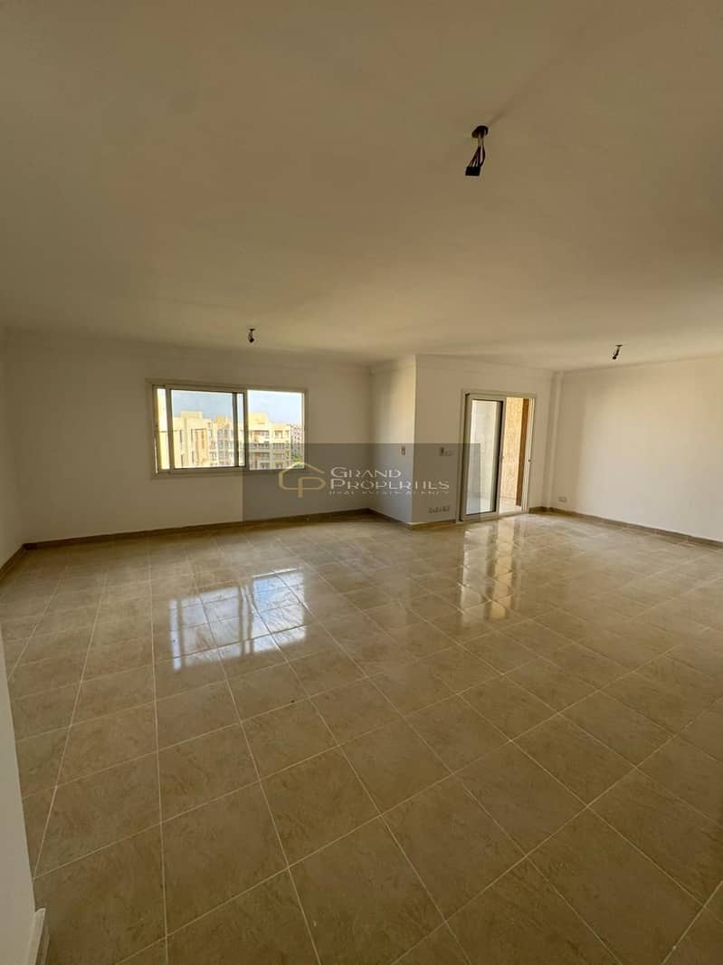 11 efa9dcbb-be05-41fb-8d91-71fefa322587. jpg