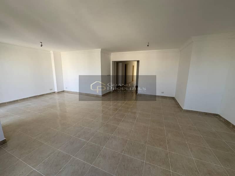 12 580953f2-c232-4596-b329-4100ecc64a87. jpg