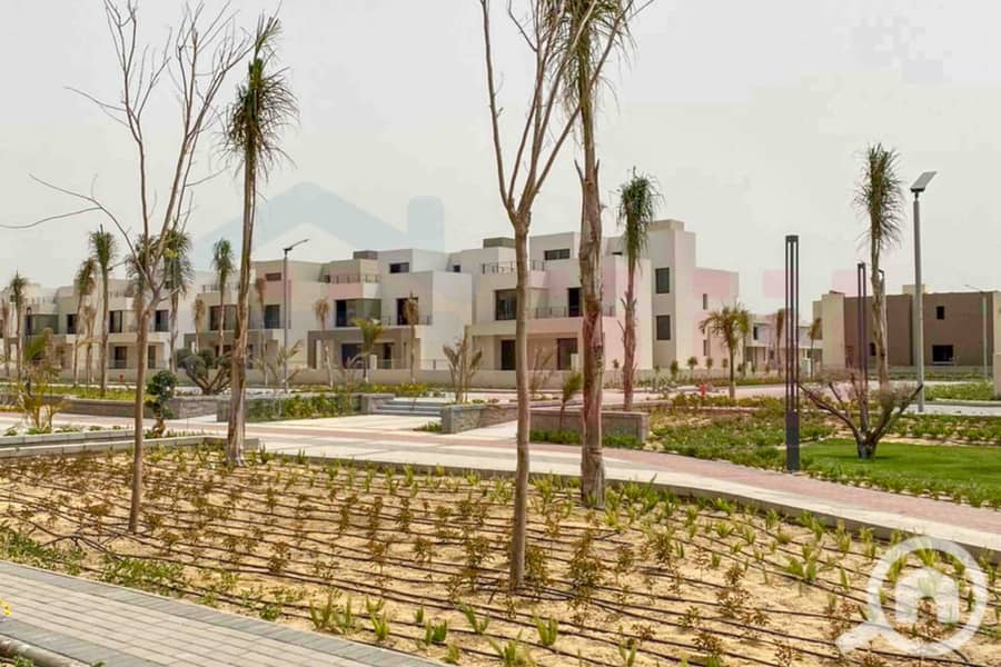 2 WhatsApp Image 2025-11-02 at 10.35. 01 PM. jpg